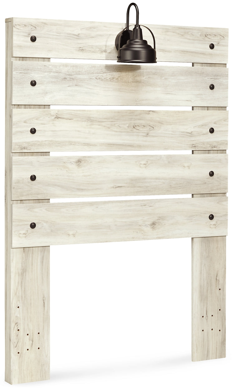 Cambeck  Panel Headboard With Mirrored Dresser