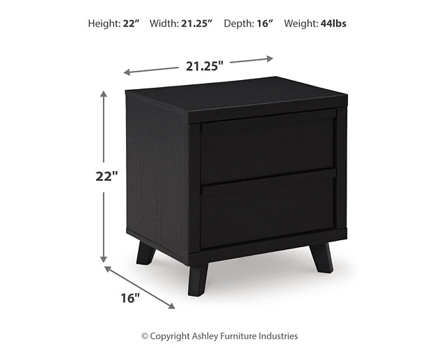 Danziar King Panel Bed with Mirrored Dresser, Chest and Nightstand