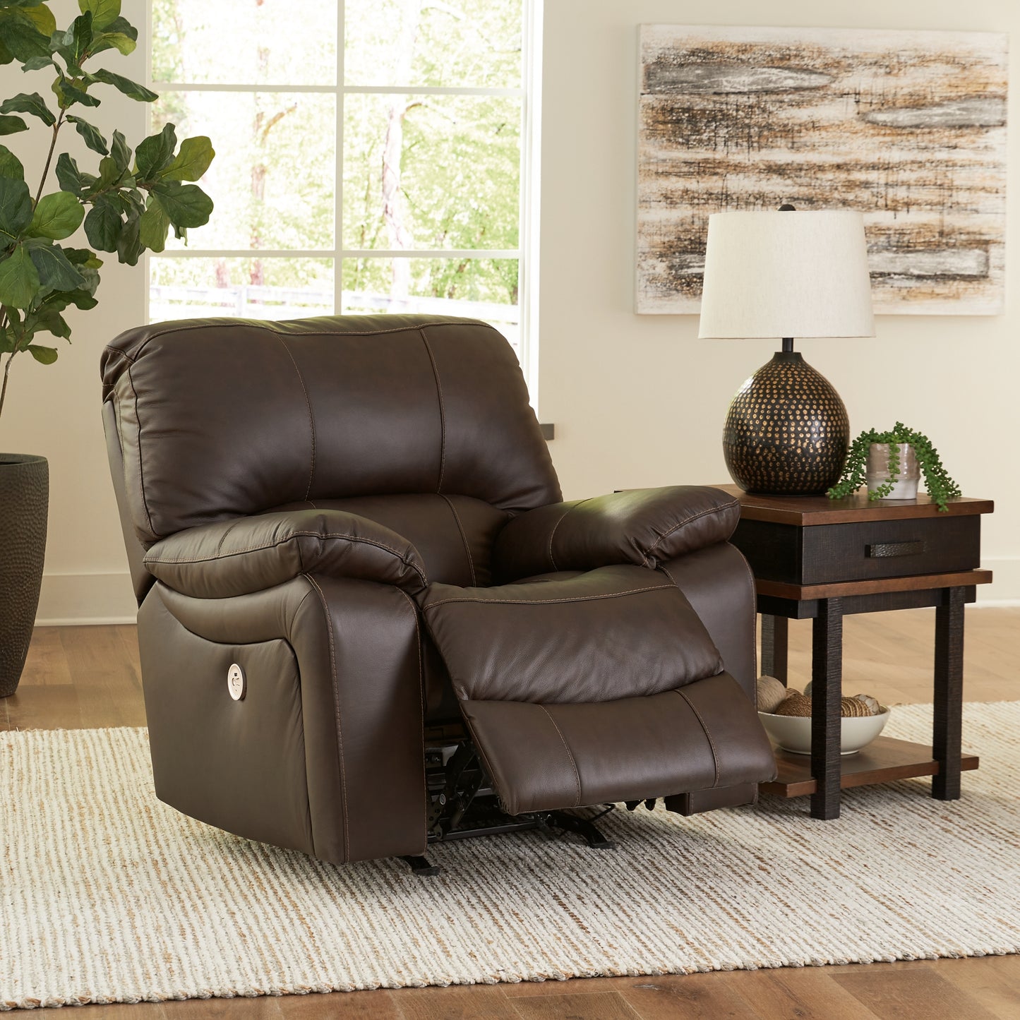 Leesworth Sofa, Loveseat and Recliner